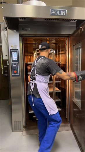 Been testing out the new panettone baking racks and new oven for this year’s holiday madness! This batch is chocolate orange- super stoked with how they turned out. Will post a crumb reveal tomo. | Dan the Baker