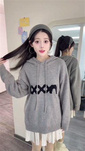 With this hair band wig that can be styled freely, I see who else spends a large sum of money to re