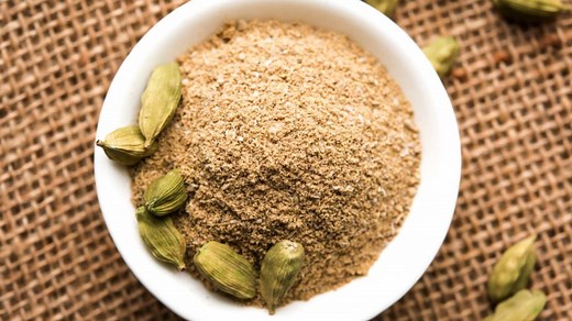 What Exactly Is Cardamom And What Does It Actually Taste Like | Mashed