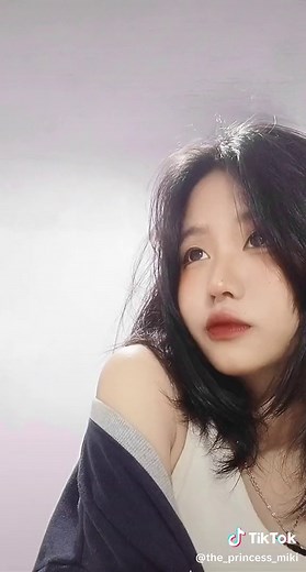 M☆ သည် TikTok ပေါ်တွင် ရှိသည်