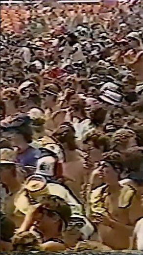 Heads as far as the eye can see 💀⚡