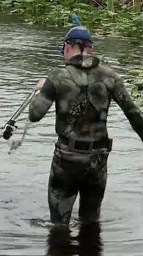 Paul Grabs A Gator In Treacherous Waters | Gator Boys S3 E10 | Animal Planet India