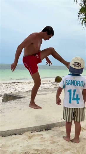 Noix de coco 🥥#short#pablobrimeu