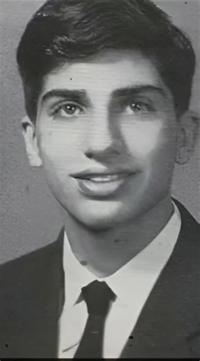 Startup Decoding on Instagram: "💫 Ratan Tata — The Man Who Redefined Leadership with Kindness. 🇮🇳 Few names inspire as much respect as Ratan Naval Tata, a leader who built businesses not just for profit, but for purpose. Under his vision, the Tata Group grew into a global powerhouse — spanning steel, tech, cars, and hospitality — yet his true legacy lies in his humility and heart. He showed that success means little without empathy. Whether it was creating the ₹1 lakh Tata Nano for middle-cla