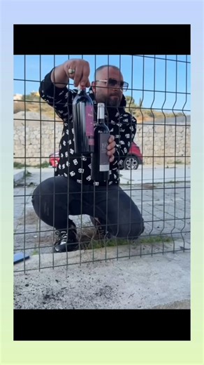 This man was creat a problem