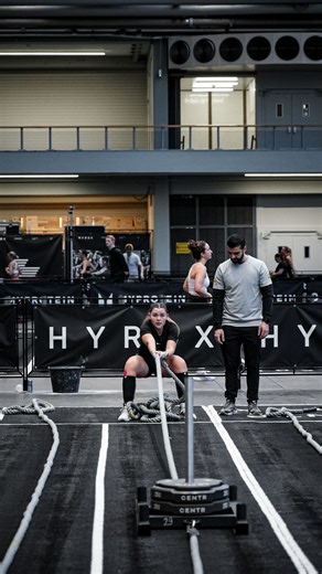 Nol’Hal | Quelques jours avant mon premier Hyrox, je me sentais tout sauf « athlète ». Je me trouvais serrée dans mes vêtements. Je regardais les... | Instagram