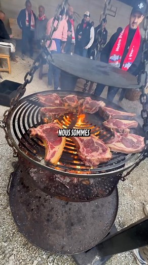 52K views · 387 reactions | Rendez-vous les 22 (complet) et 23 mars à Valence pour festoyer. Un banquet drômois qui s’annonce encore plus fou que l’an dernier. Lien de la billetterie dans la bio de la page ou sur notre site internet. L’abus d’alcool est dangereux pour la santé. À consommer avec modération. #banquet #valence | Le Canon Français | Facebook