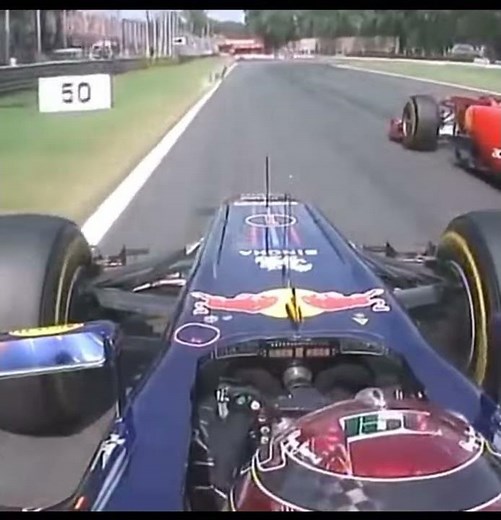 Vettel vs Alonso at Monza 2011