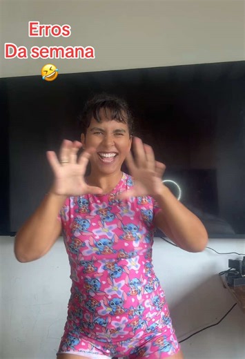 Alguns dos meus erros da semana a gente treina bastante erra bastante mas uma hora consegue #creatorsearchinsights #dancinha #coreografia #tutorial #dancer