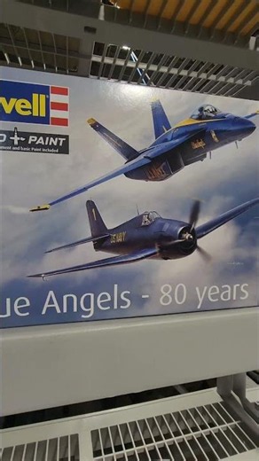 New model kits from Revell have arrived! let's take a look!#modelplane #modelkit #sr71 #airforce