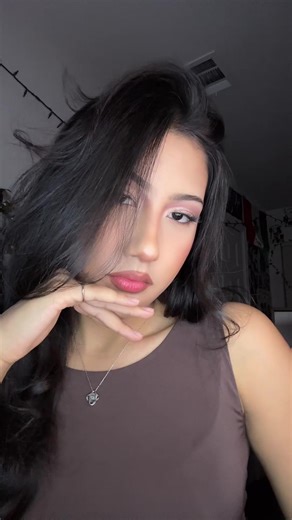 Makeup Transition Tutorial: Stunning Transformations