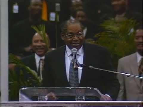Bishop G. E. Patterson Hymnal Medley @ 97th Holy Convocation (2004)