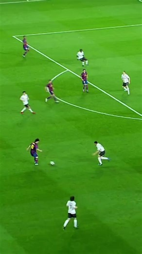 فيديوهات أنشأها ح᪽سي᪸᪰ن྄༹ ♚🇮🇶ٍٕ😉ًِٰٕٖ (@kii_11.1) باستخدام الصوت الأصلي - عبدالعزيز يوسف 🎙️