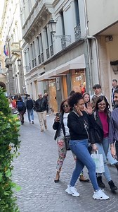 Bushman Italy #viralreels #viralreels #comedy #funnyvideos #best #prank #justforfun #italia #italiangirl #laughter | Tourmeka