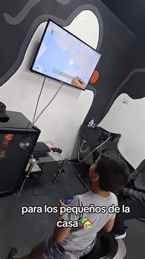 Videos de VIPBARBERSPORT (@vipbarbersport) con “Minecraft Adventure 8 Bits - Music For Business”