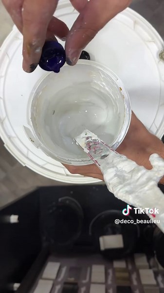 Couleur de chambre, tendance 2025 gris vert #decobeaulieu #magasinpeinture #peinture