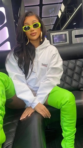 Get that Cardi B look 💚🤍💚🤍 #shopping #fashioninspo #ootd #fashion #cardib