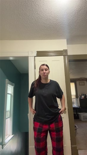 eat ya like a snack 😛 #fyp #dance #viral