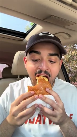 Hardee’s Burger Mukbang ⭐️🍔🍟 | ASMR Crunchy Lunch