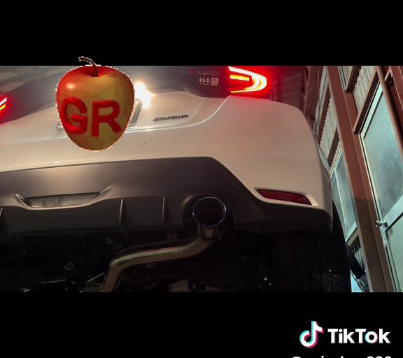 直列3気筒ターボのマフラー音とエンジン音