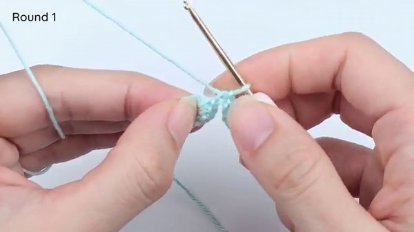 Crochet Pinterest Snowflake - In-depth Tutorial