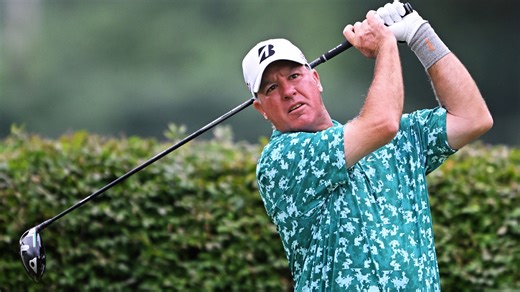 “I hit it like a quail and a dove.” 😂 Three-time PGA TOUR winner Boo Weekley compares his golf swing to a variety of animals. | PGA TOUR