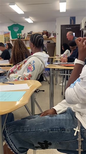 Interesting Teacher #school #funny #funnyvideo #funnytiktok #teacher | teacher