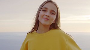 15K views · 739 reactions | Je vous présente le clip de « JAMAIS SANS TOI » à voir ici sur Youtube ➡ https://www.youtube.com/watch?v=1NccN5BVT6w J’espère qu’il vous plaira, je l’ai tourné avec Pauline  ma meilleure amie, entre Paris et la Ciotat !  | Angelina | Facebook