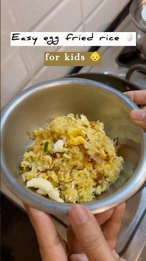 Struggling with lunchbox ideas? 🍳🍚 Try this easy egg fried rice for kids! #eggfriedricerecipe