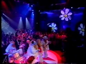 The Wombles, Remember You're A Womble, live on Top Of The Pops, 1998