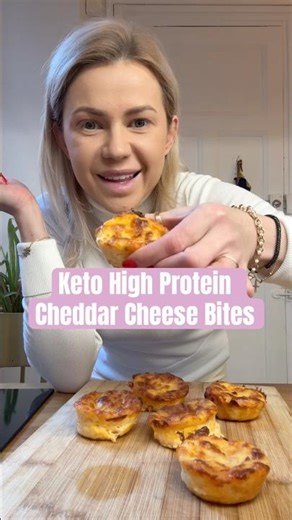 Keto High Protein Cheddar Cheese Bites #keto #ketorecipes #lowcarb #lowcarbrecipes #highprotein