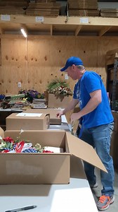 4.2K views · 232 reactions | ⭐⭐⭐How we box and ship your happy mail here at Small Town Wreath Shop ⭐⭐⭐ ⭐ Tutorial ⭐ #fyp #shipping #tutorial #pride #customerservice #howto #smalltownwreathshop | Small Town Wreath Shop | Facebook
