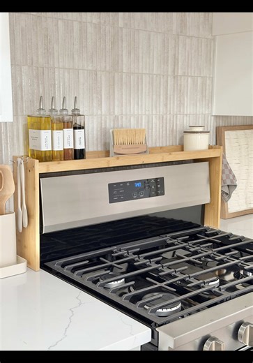 Maximize Small Kitchen Space with Smart Organization Hacks