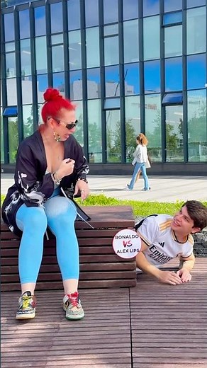 Ronaldo vs Alex Lips Battle…😮⚽️😂 #pranks #football #alexlips