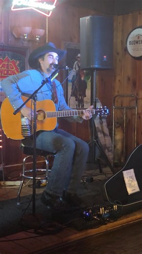 Zach Michaud is a riot!! Great night! Sold out of Ribeyes!! Thank you ❤️ | Roxy's Roadhouse