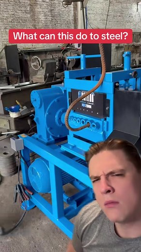 ipbotelhomaquinas on IG has a machine I want to try out. Anyone else with Scoliosis just looking for the one machine to pop you right back in? I'm glad I'm not a doctor.