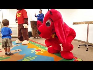 Clifford the Big Red Dog Character Appearance 9/30/17 at Donald Dugan Library, Costa Mesa, CA