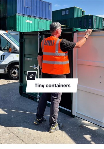 Tiny shipping containers… and they’re more useful than you think. Our 6ft containers are ideal when space is tight but you still need secure steel storage. Great for tools, equipment, stock, or small site areas where a full size container won’t fit! #ShippingContainers #StorageContainers #SiteStorage #ContainerStorage #ConstructionUK