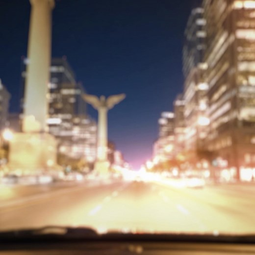 ¡Tu estilo merece el Buen Fin! Esta temporada, elige diseños que cuidan tu vista y hablan de ti. Hasta 65% OFF en modelos seleccionados Envío GRATIS MSI Porque verte bien empieza por decidir hoy. 🕶️ Eagle Eyes. Tecnología óptica que te queda.📲 Conoce nuestro catálogo y haz que tu mirada cuente. | Eagle Eyes México