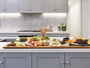 How To Make A Cheese Platter Board  - Bunnings Australia
