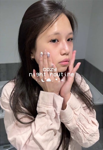 cozy night routine (asmr) 🫶🏼☁️ #aestheticvlog #foryou #vlog #nightroutine