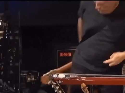 David Gilmour and Richard Wright of Pink Floyd join together to perform "High Hopes" in 2006 AOL sessions.Pink Floyd's the division Bell album released in 1994, was the last Pink Floyd album recorded with Richard Wright, who died in 2008.