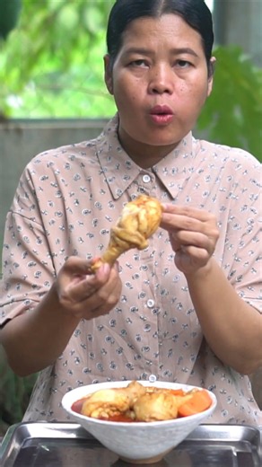 Chicken drumstick eating #shorts #food#smokegrill #eating #homecuisine