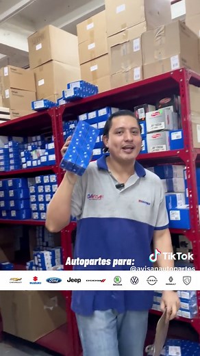 Importador de repuestos automotrices por mayor para almacenes