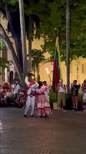Traditional Colombian Dance in Cartagena | Folklore & Culture 🇨🇴✨