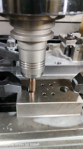 circular interpolation with endmill in cnc vmc machine #shorts #cncmill #amazingmachinery