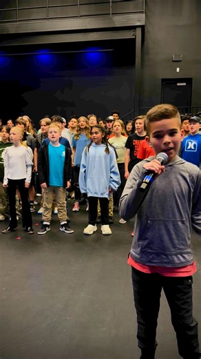 Here’s a peek into our weekly rehearsals! 🎶 At rehearsal, we prepare for our upcoming concerts and hone in our sound and emotions. #onevoicechildrenschoir #onevoicechildren #gothedistance #behindthescenes #choirchoirchoir #choirfamily | One Voice Children's Choir
