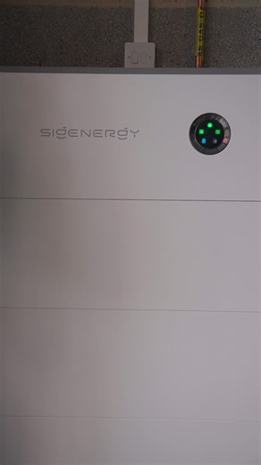 This Sigenergy battery storage system works in the background, helping this home make better use of the energy it generates through the day and night 🔋⚡ Installed by the Greenhome Heating team ✔️🤝 #GreenhomeHeating #Sigenergy #BatteryStorage #SolarPV #HomeEnergy #CleanInstall #Renewables #EnergySmart #LowCarbonHomes #NorthEastEngland #FYP