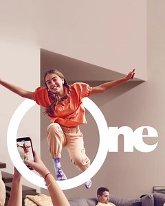 2.5K views · 64 reactions | Enfin ! Avec ONE, WiFi et 4G ne font plus qu'un. Plus rien ne peut vous arrêter. Une connexion, en toute liberté ! Simple, non ? | Telenet | Facebook