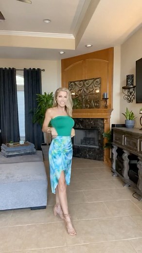Jenifer Jenkins on Instagram: "Lol! I don’t get out much! 😂 Anyone else dress up sometimes just because the sun is shining?! Sunny days put me in the BEST MOOD! ☀️🏝 It’s sunny and 82 today here in South Texas! This affordable Amazon outfit is perfect if you’re going to an outdoor venue, sitting poolside, lakeside or even hangout at the beach. I actually wore it recently lakeside and on a boat! 😁 To find it, go to my bio @jeniferjbeauty and click on my Amazon Storefront link! 😊 #reels #youtub